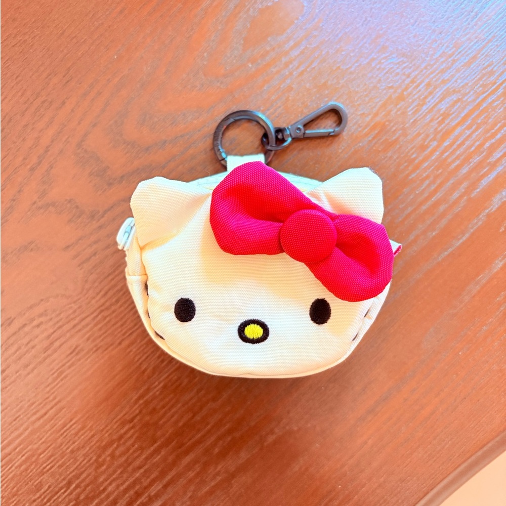 BAGGU Hello Kitty Charm